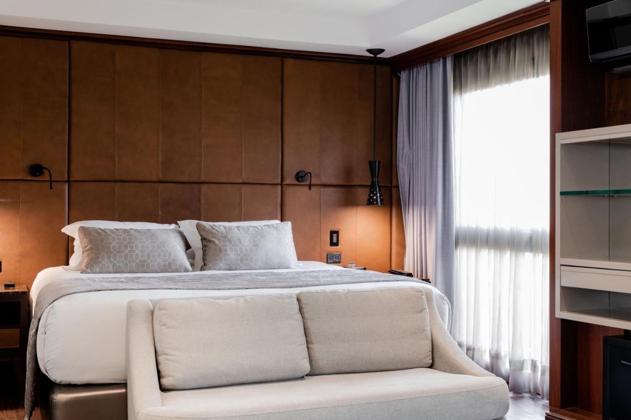 Hotel Park10 Medellin Bagian luar foto Suite